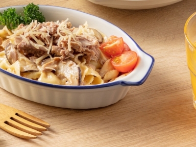 Farfalle with Tuna and cream cheese sauce